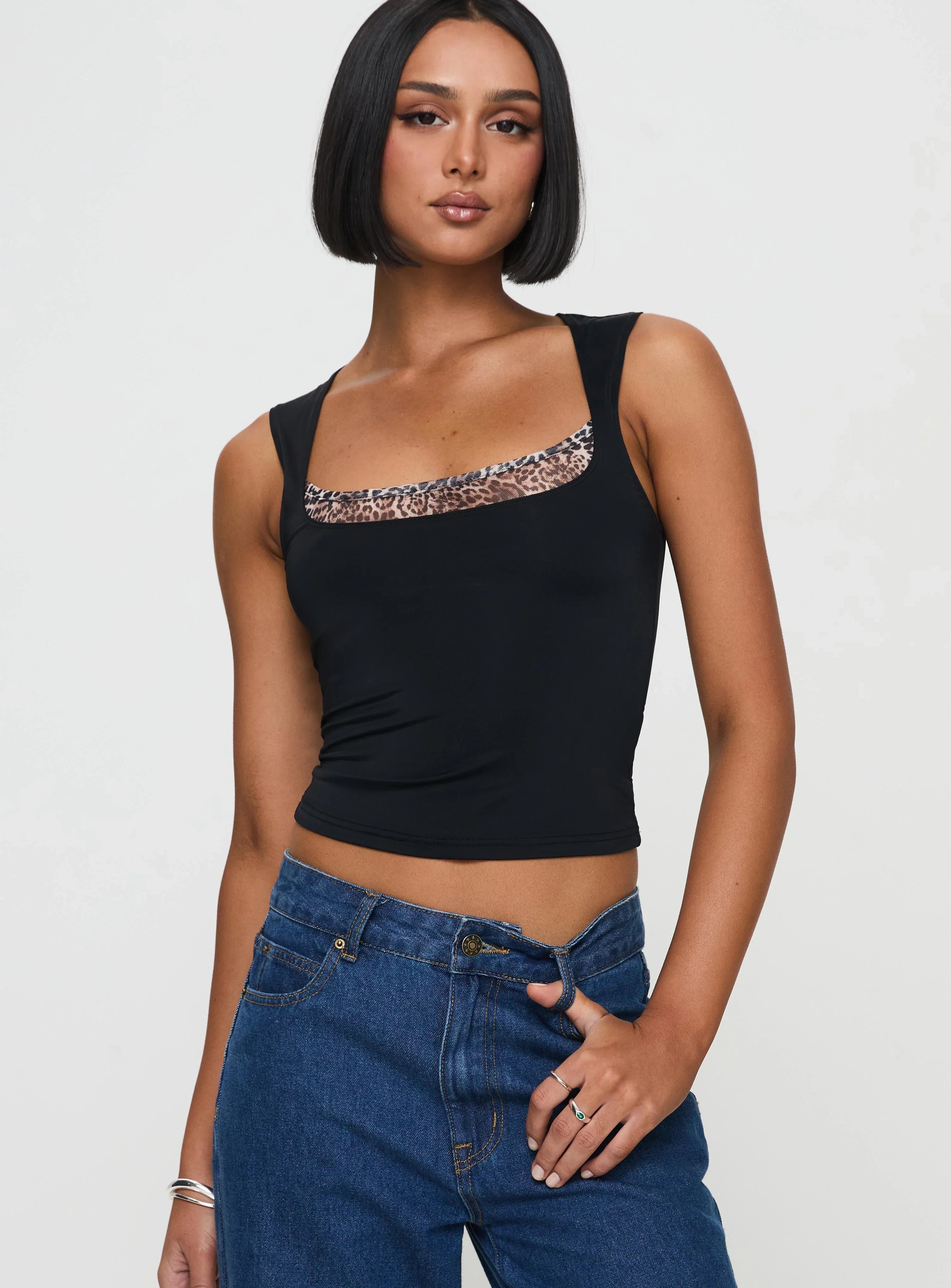 Xandi Top Black Leopard