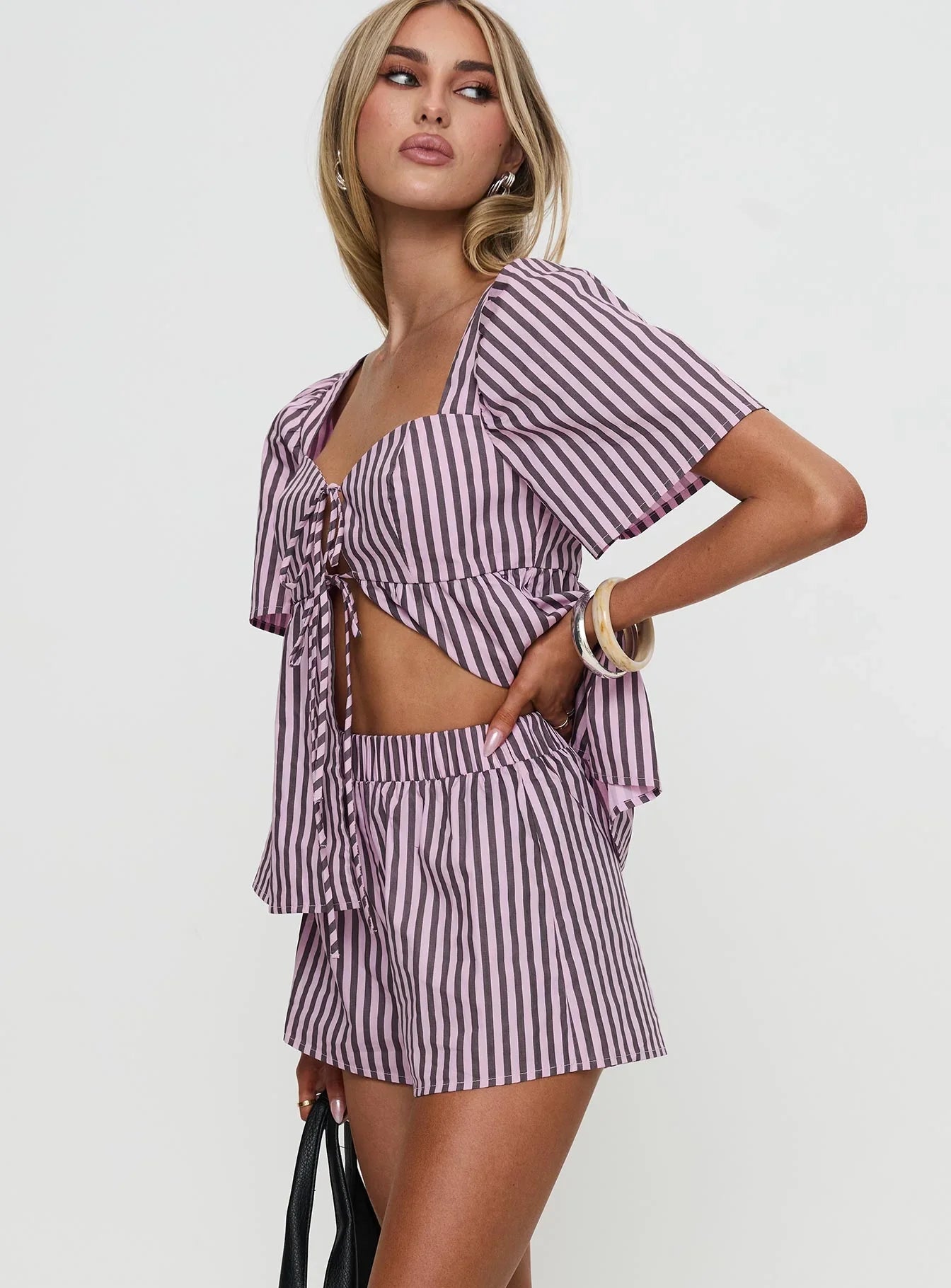 Two Young Hearts Tie Up Set Pink Brown Stripe