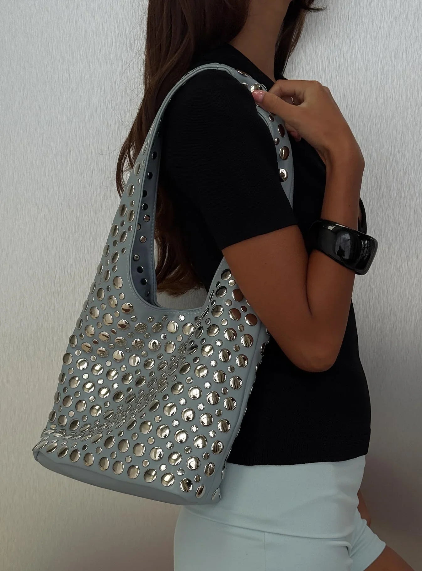 In The Crowd Shoulder Bag Blue Silver