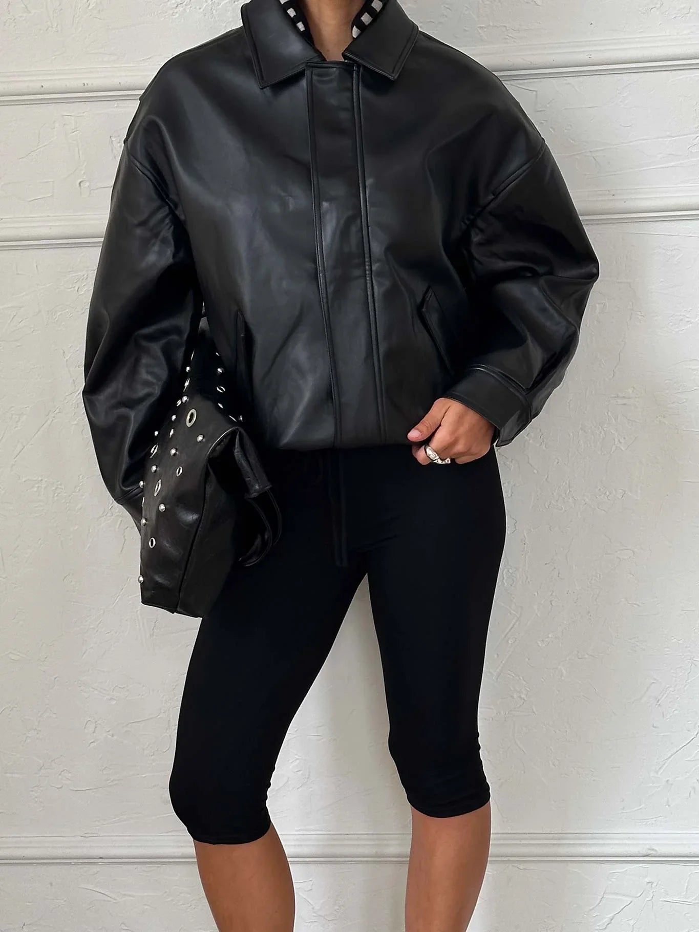 Cayte Capris Black