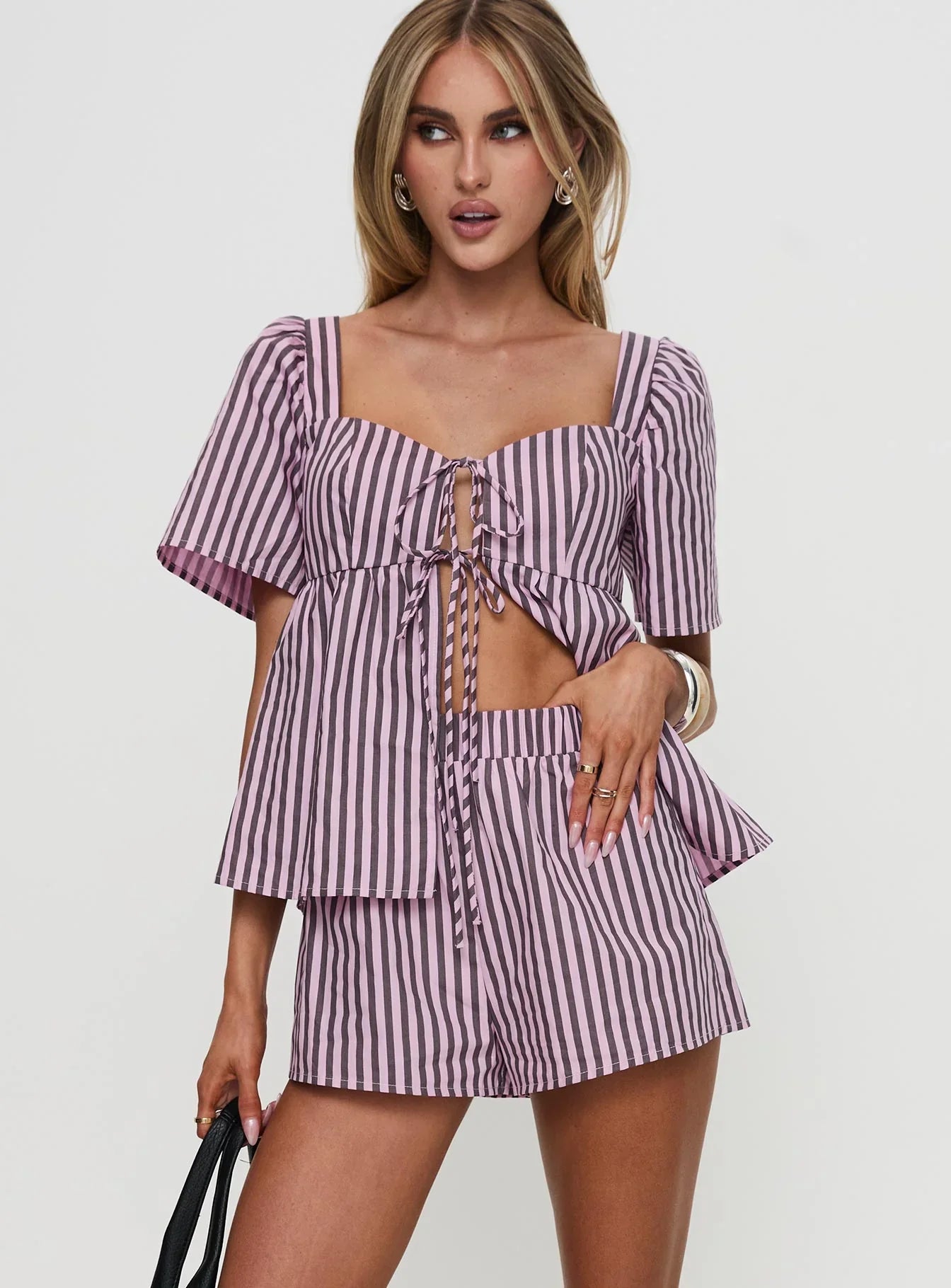 Two Young Hearts Tie Up Set Pink Brown Stripe