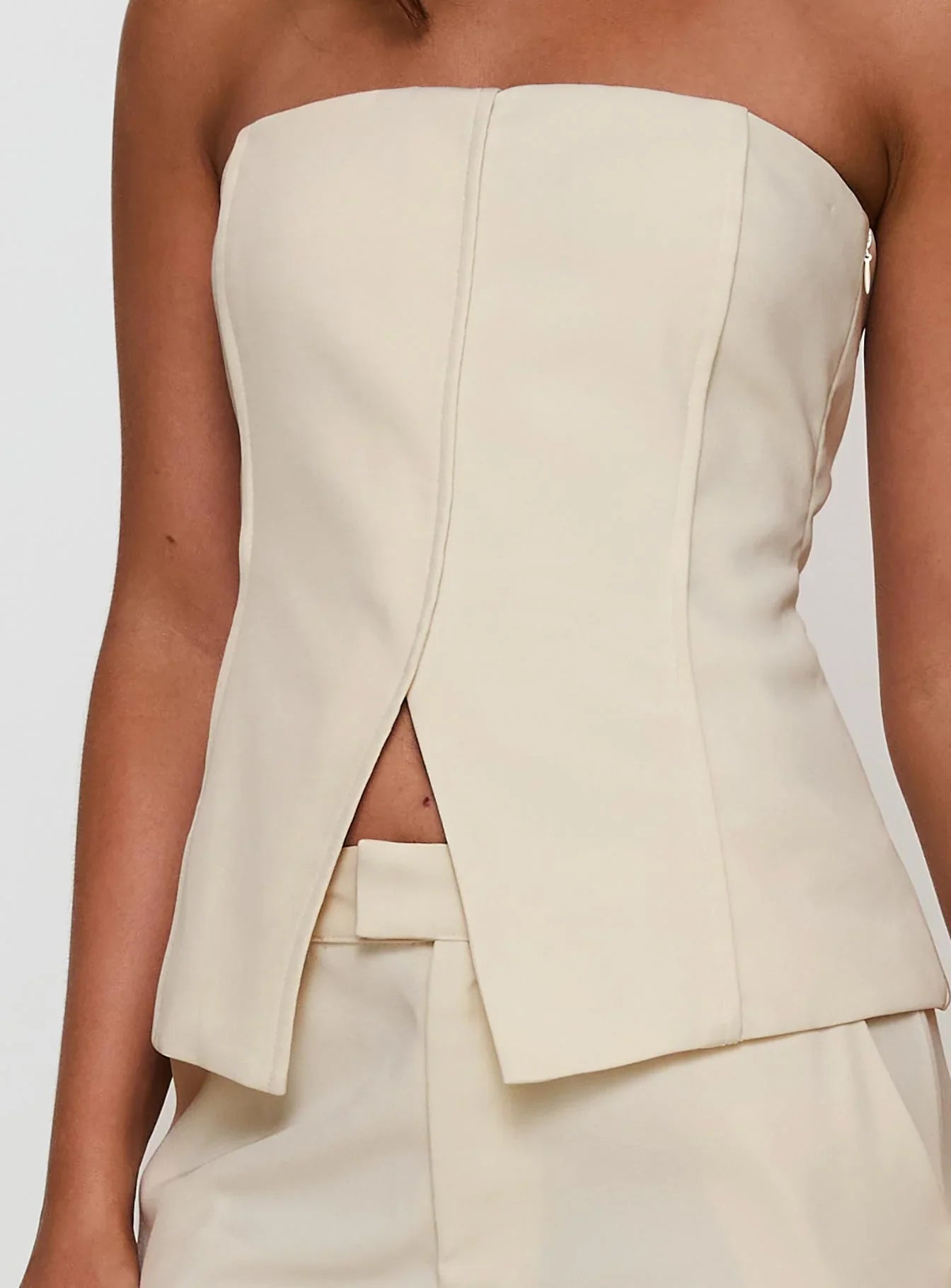 Lavish Living Strapless Top Cream Petite