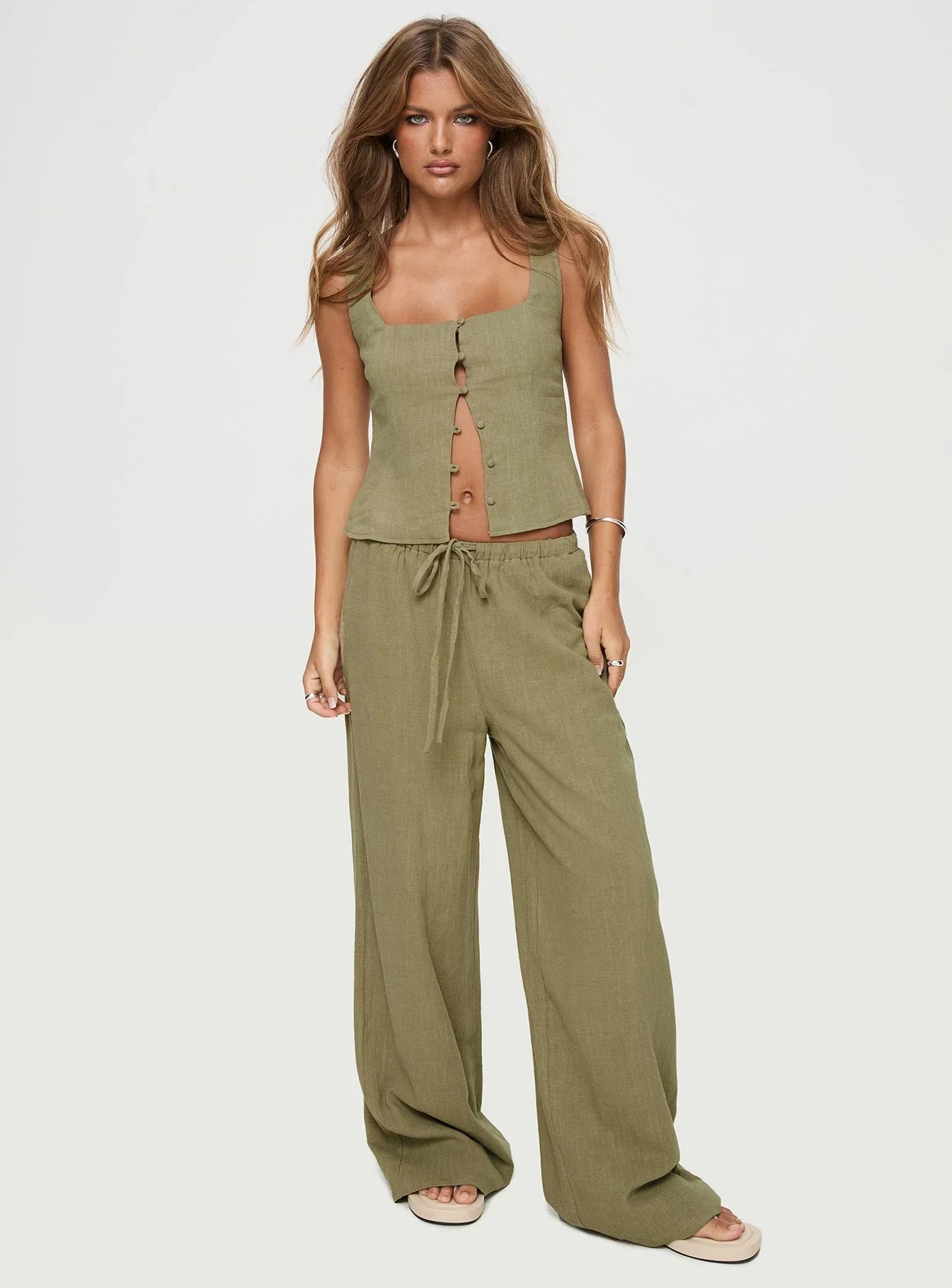 Zenda Linen Blend Top Olive